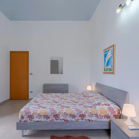 度假居 Casa Intersimone 帕基诺